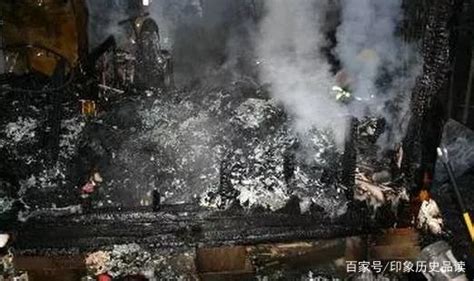 火燒房子 龍中國